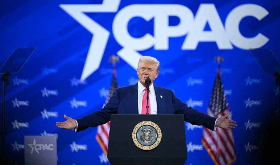 Трампа екстрено евакуювали після стрілянини на вечері з кореспондентами